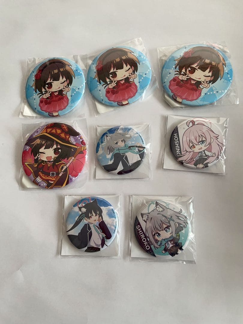 新品　中古　缶バッジ　キーホルダー　170点まとめ商品