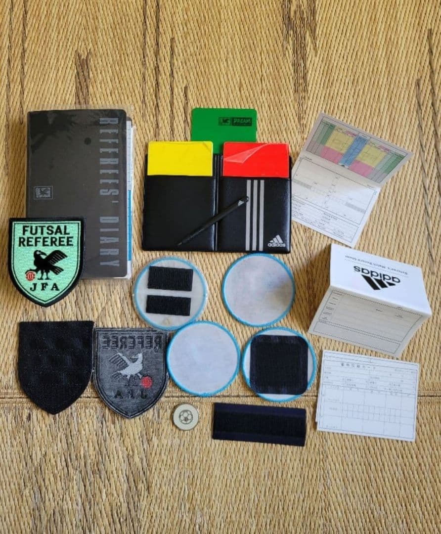 サッカー 審判ウェア＋レフェリーグッズセット