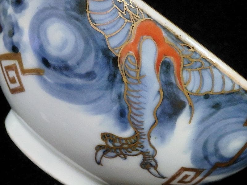 古伊万里　染錦　雲龍に雷紋の図　大振蓋茶碗　E255AS-fbjb