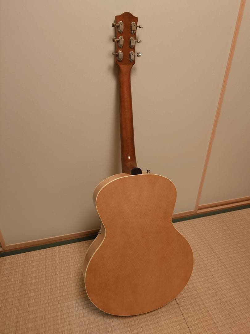 ギター Godin 5th Avenue Kingpin P90 Natural