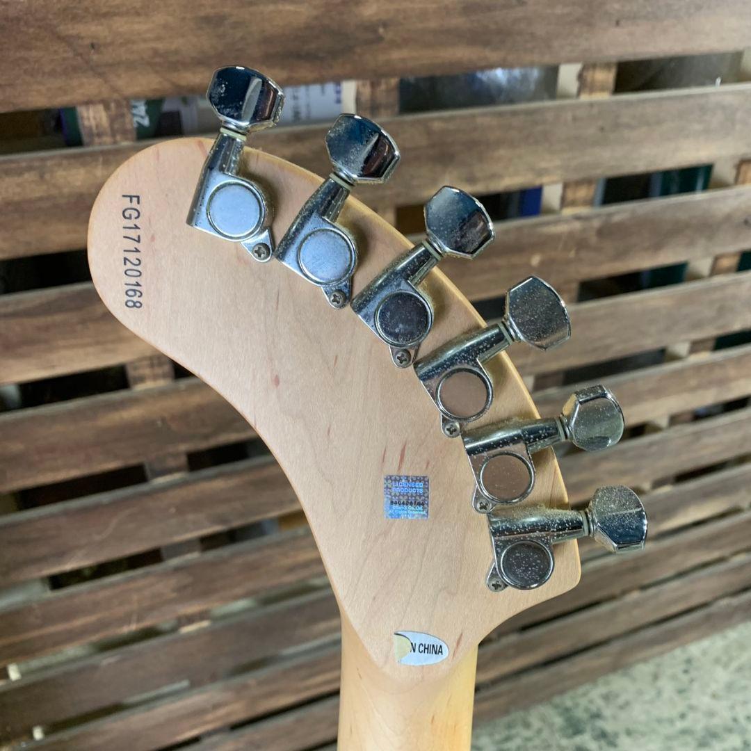 J760 FERNANDES エレキギター ZO-3 リラックマ 宇宙デザイン