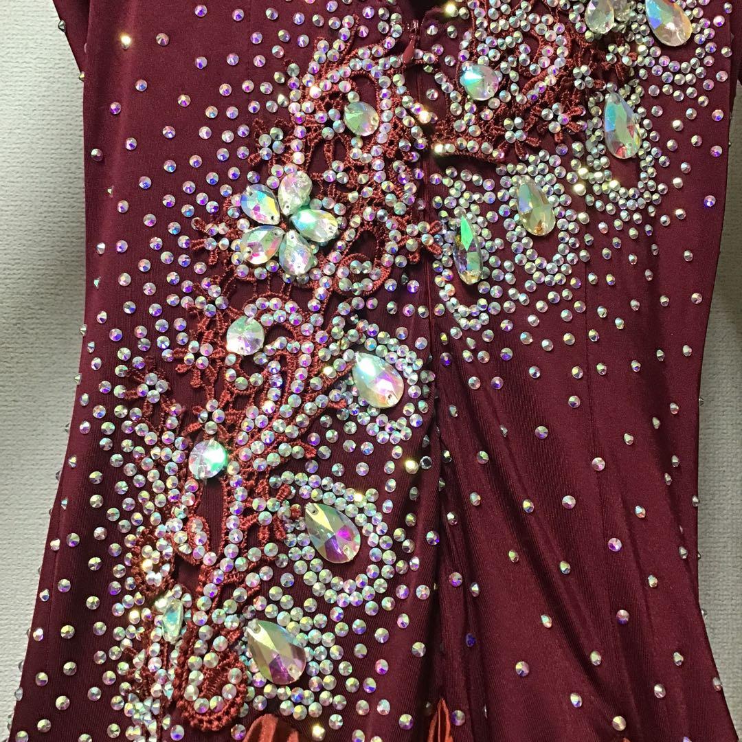 社交ダンス　ドレス　VeRtigo ドレス　えんじ色　グラデーションスカート