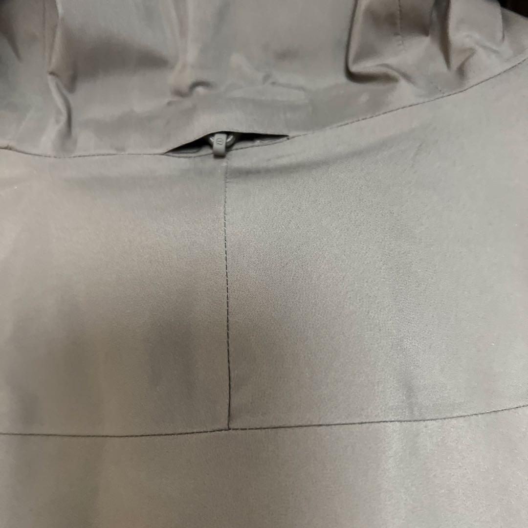 Lululemon ウィンドブレーカー カーキ　サイズ10