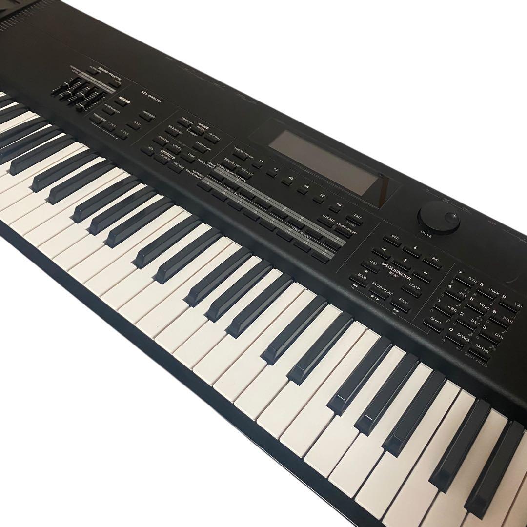 Roland シンセサイザー　XP-80 キーボード