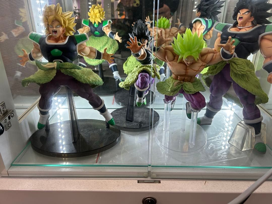 ドラゴンボール 希少黒髪ブロリー ２体とスーパーサイヤ人ブロリー2体セット