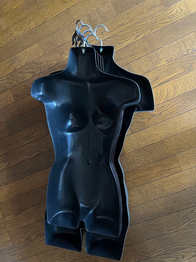 【新品未使用】ブラックマネキンハンガー　5体セット