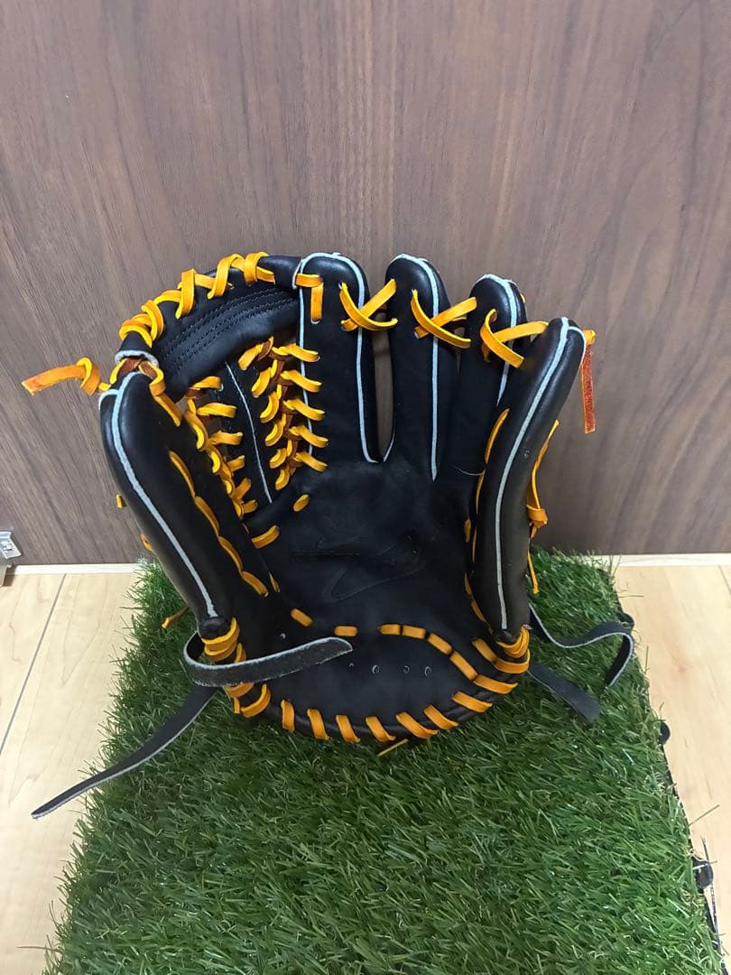 NIKE一般軟式用内野手グラブ　全紐交換＋湯もみ型つけ済み