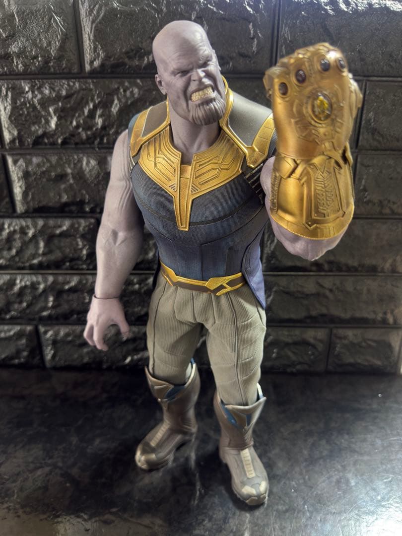 ひ*き様 hottoys 3体セット　（ヴェノムプール、ハーレイクイン、サノス）