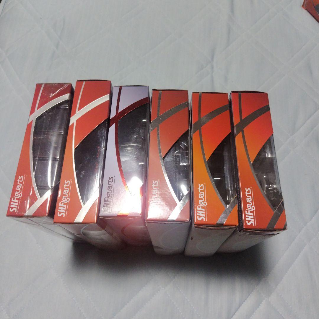 S.H.Figuartsウルトラ兄弟とブラザーズマントセット