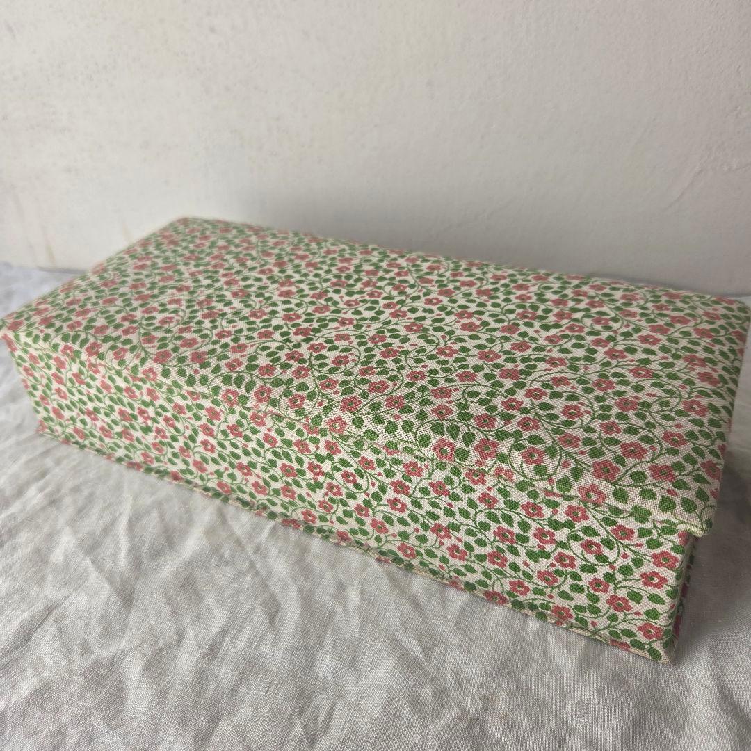 フランス　アンティーク　カルトナージュボックス　ピンクの小花　長方形