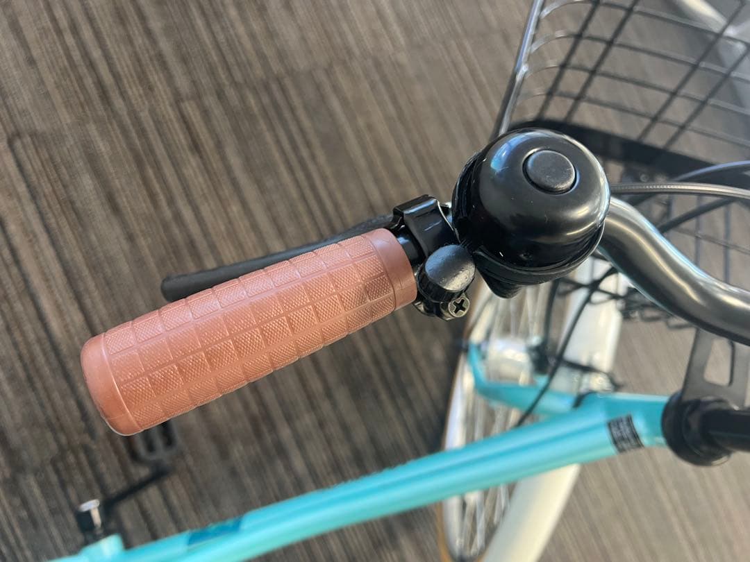 送料込み ￼26インチ　子供用自転車 屋内保管　シートカバーおまけ付