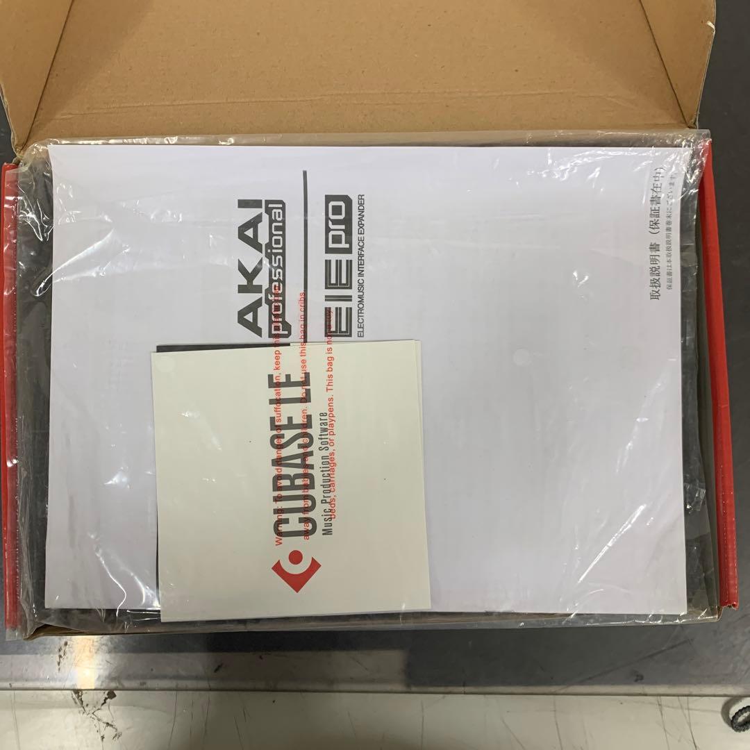 Akai EIE Pro オーディオインターフェース