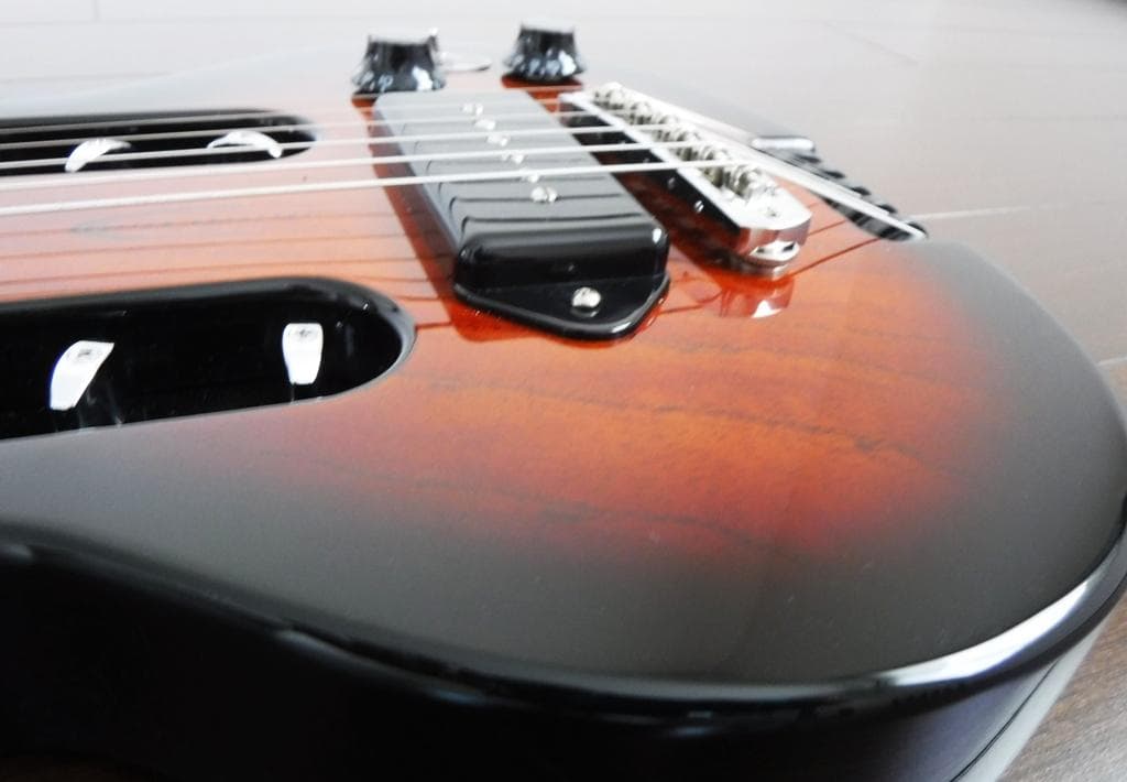 TRAVELER GUITAR Escape EG-1 トラベラーギター P90