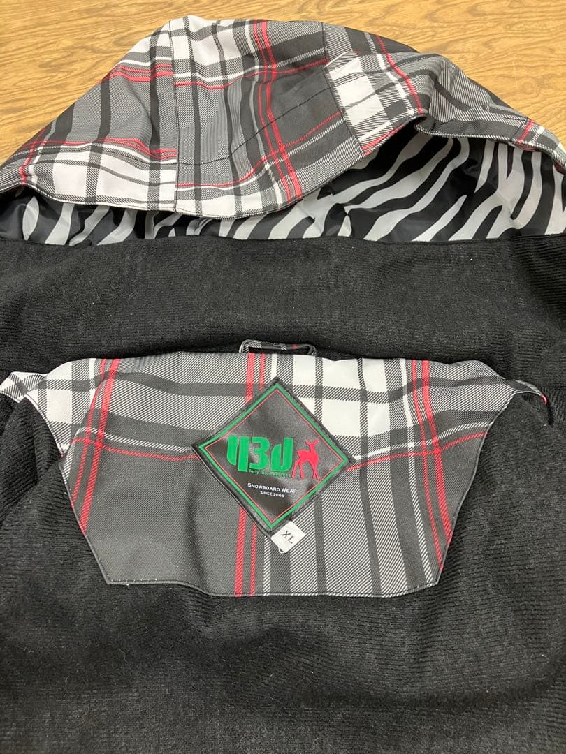 値下げ！ スノーボードウエア 上下セット XLサイズ 新品未使用！