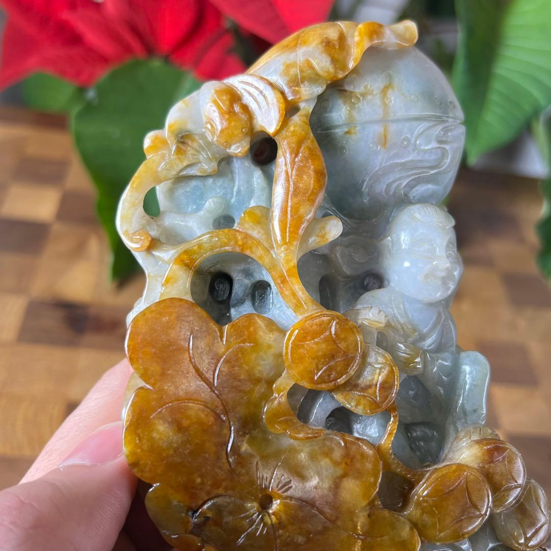 【本翡翠】吉祥唐子置物　高さ18、5cm