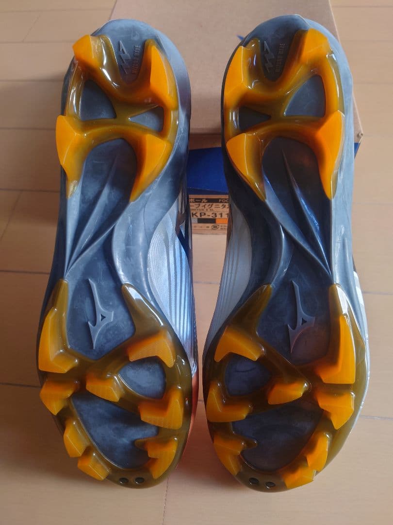 【Niker】MIZUNO　ミズノ　ウェーブイグニタス3