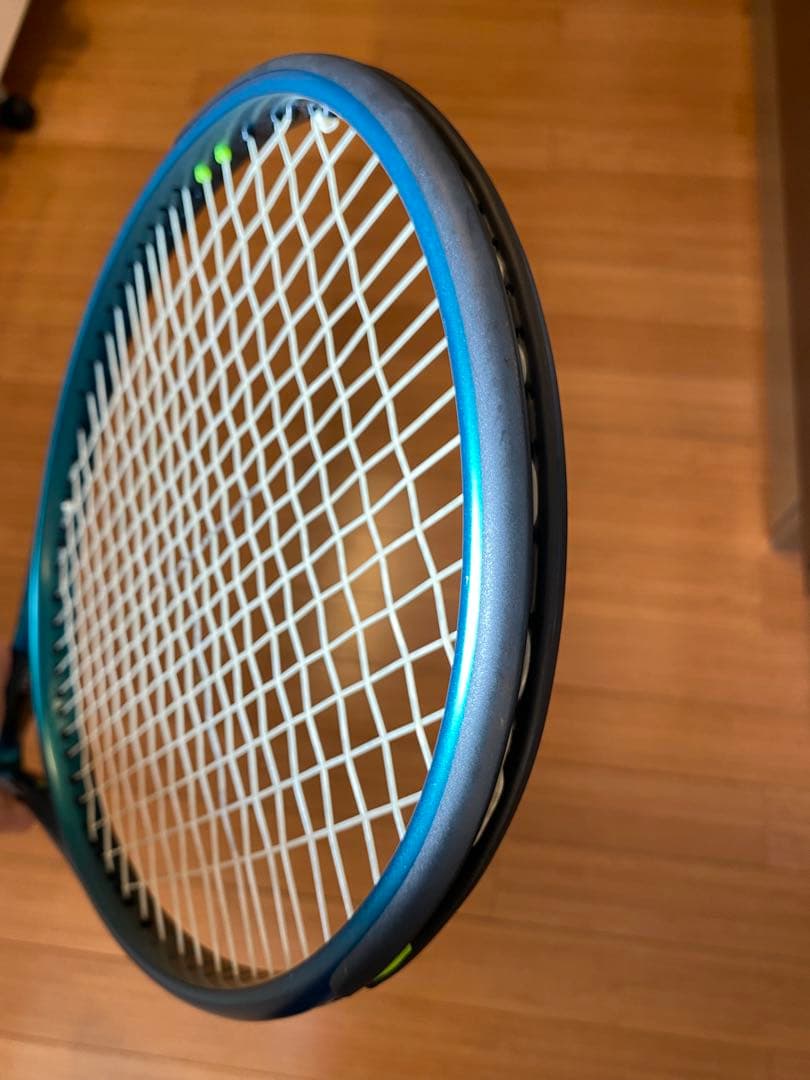 Wilson Blade v9 104 硬式テニスラケット