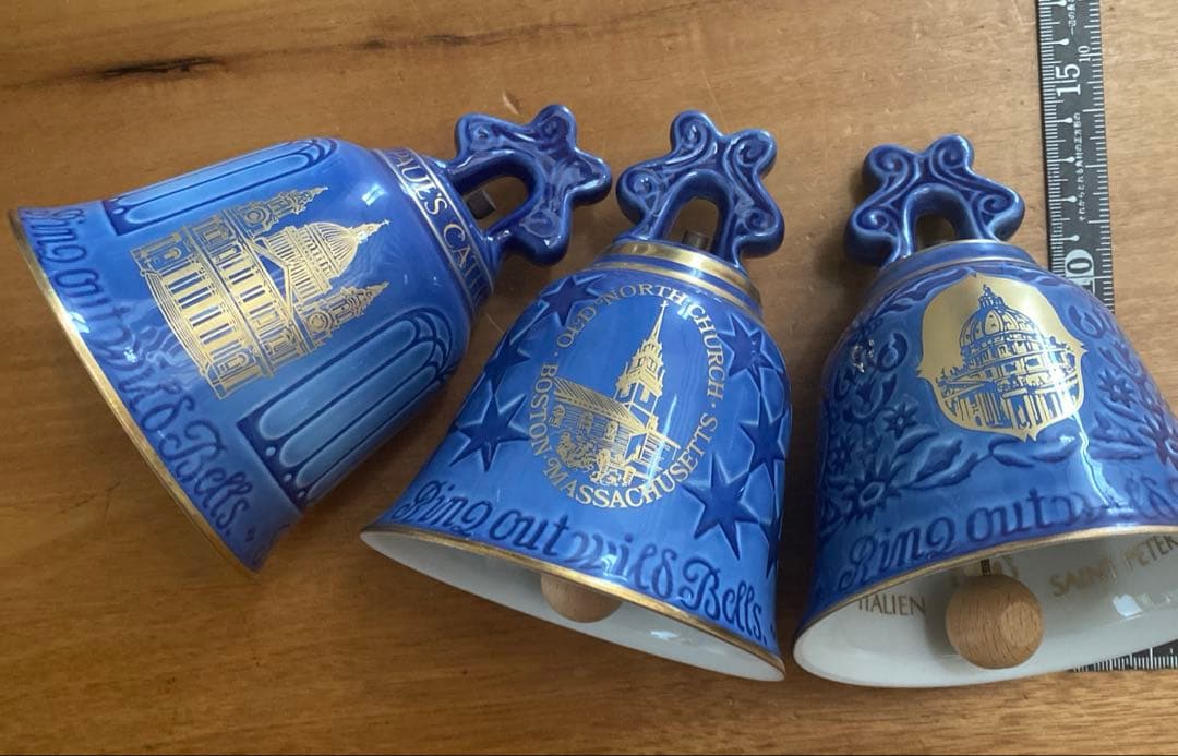 ロイヤルコペンハーゲン イヤーベルNo.303