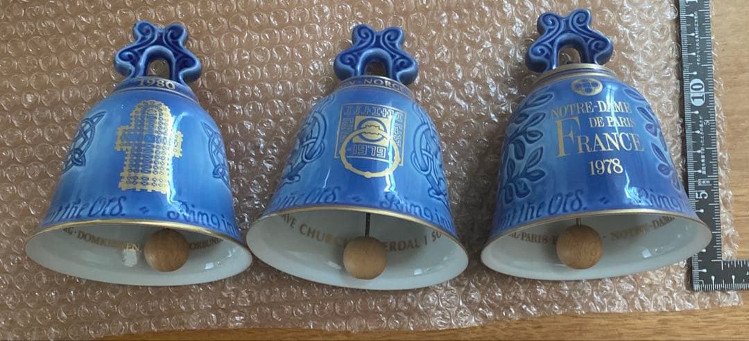 ロイヤルコペンハーゲン イヤーベルNo.303