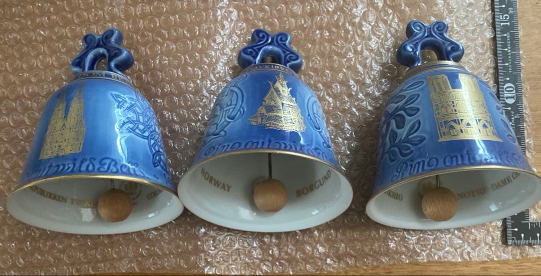 ロイヤルコペンハーゲン イヤーベルNo.303