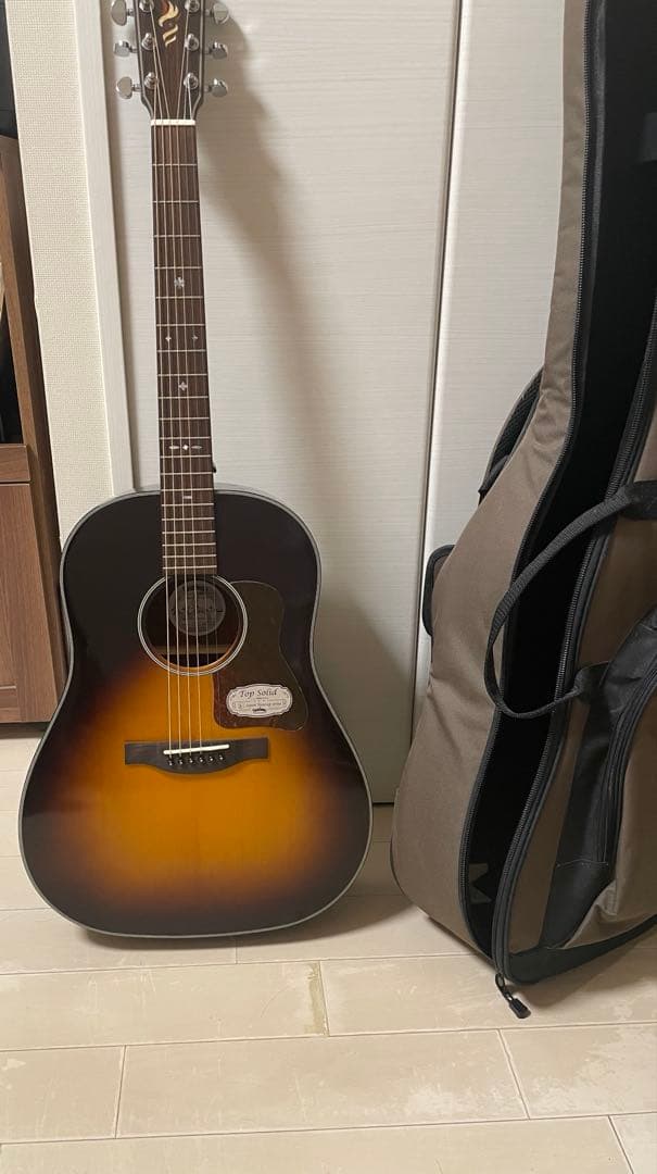 【美品】アコギ おさむらいさん