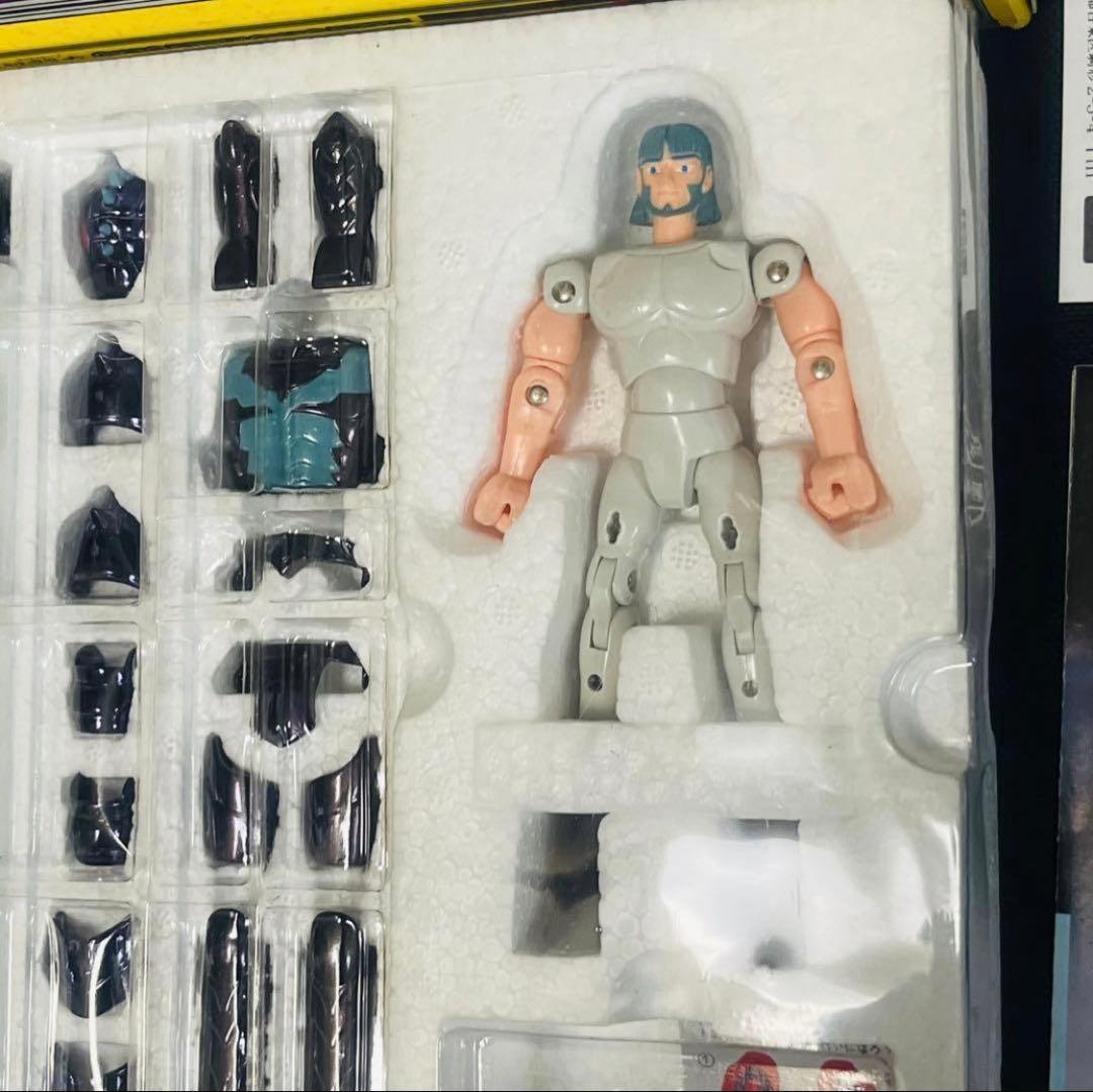 聖闘士星矢　大系　ガンマローブ　クロス　 未使用に近い美品