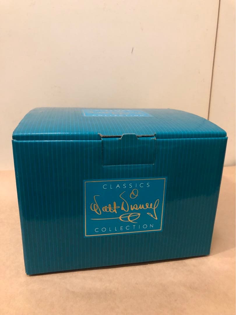 未使用品　ディズニー　WDCC ダンボ　Bundle of Joy フィギュア