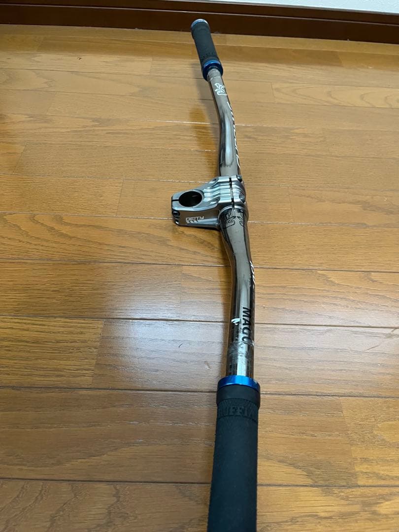 無*名様 DEITY ステム　＆　クロマグ　ライザーバー