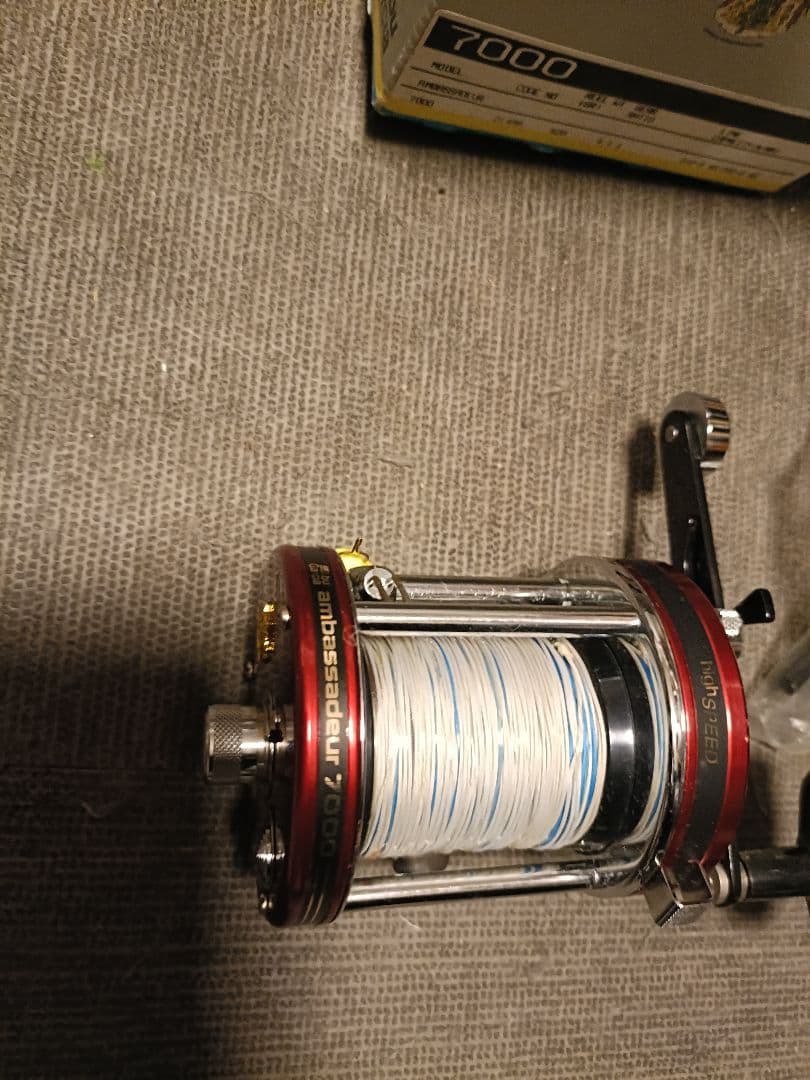 ​【名機Abu Ambassadeur7000 赤 マミヤOP期 箱・付属品完備