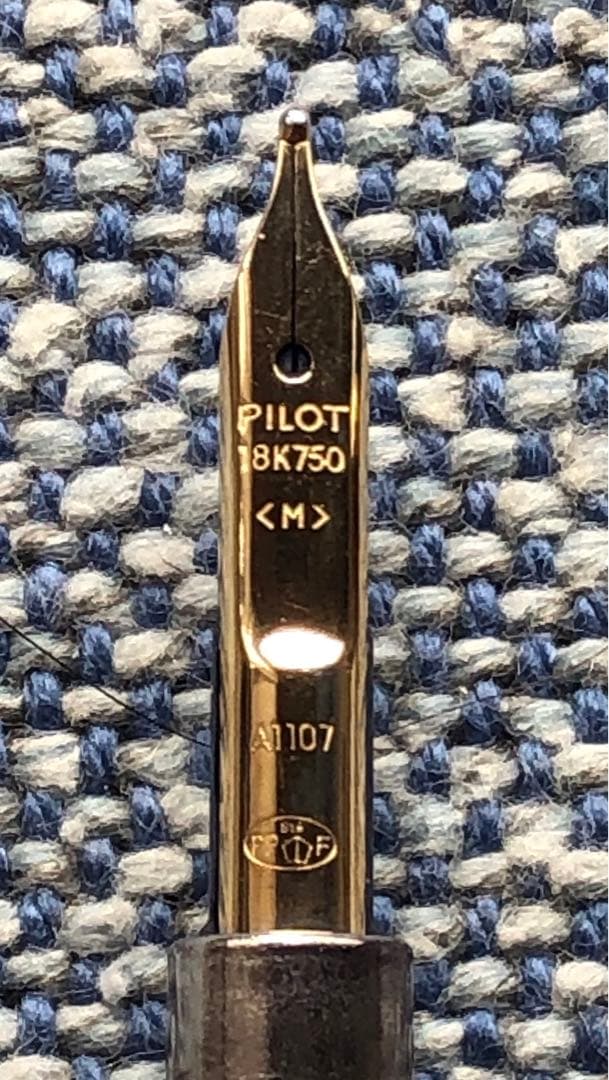 PILOT パイロット キャップレス 万年筆 ニブ 18K M 中字グリーン