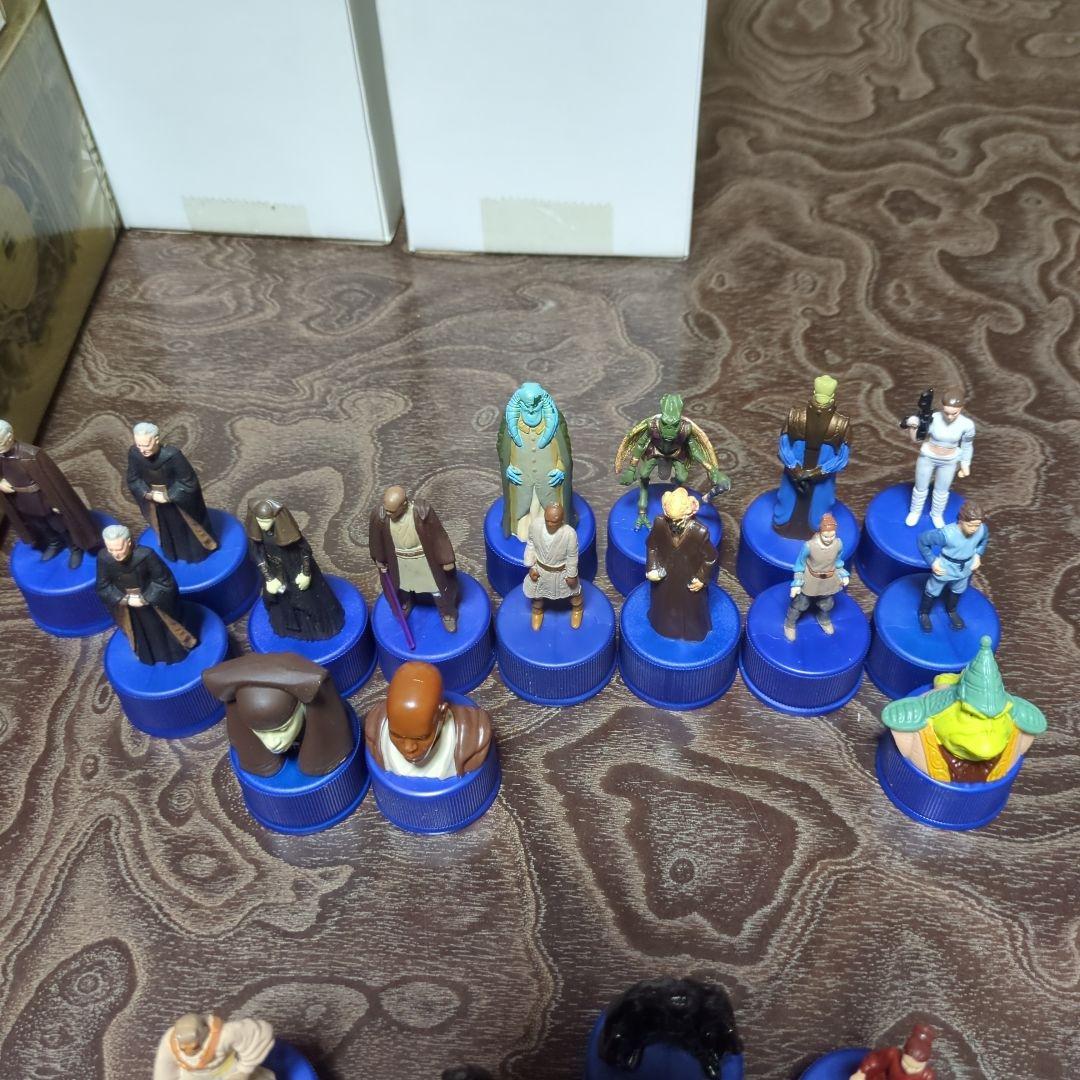 非売品スターウォーズ R2D2 ペプシ 缶ホルダー ビッグボトルキャップ等色々