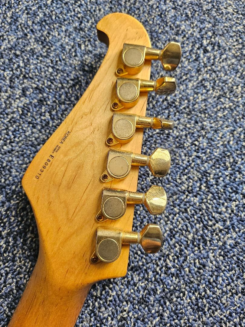 Chatting bird ストラトキャスター タイプ 青