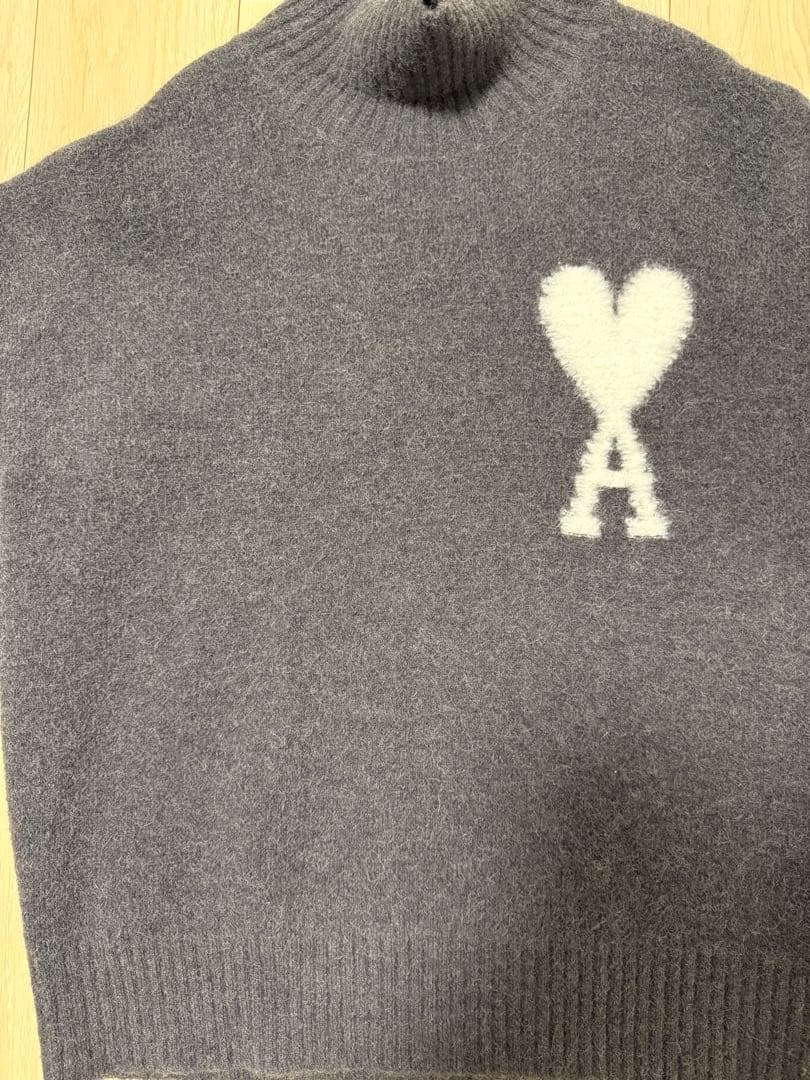 ami ダークグレー セーター Mサイズ 1回着用