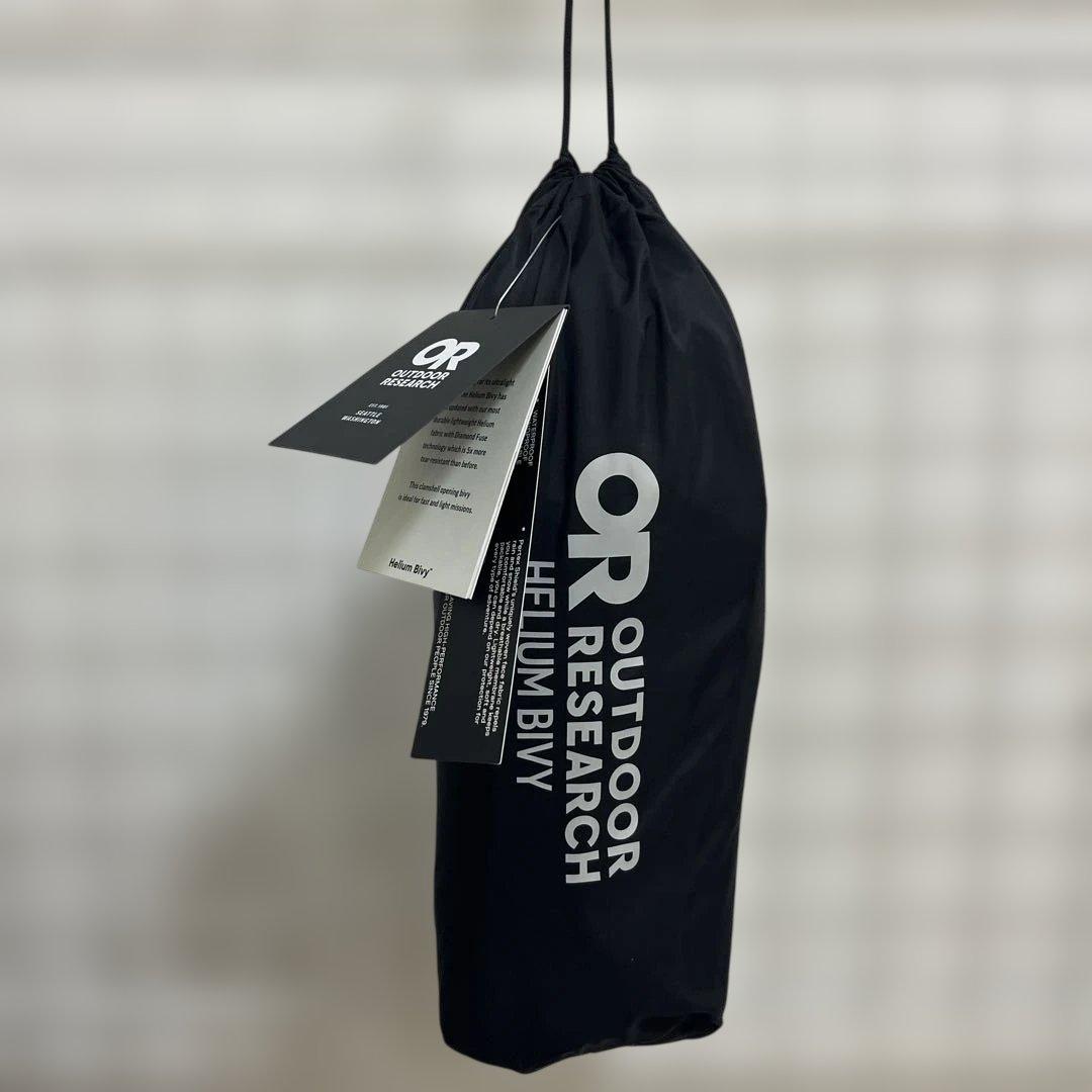 アウトドア寝具 OUTDOOR RESEARCH Helium Bivy Pewter