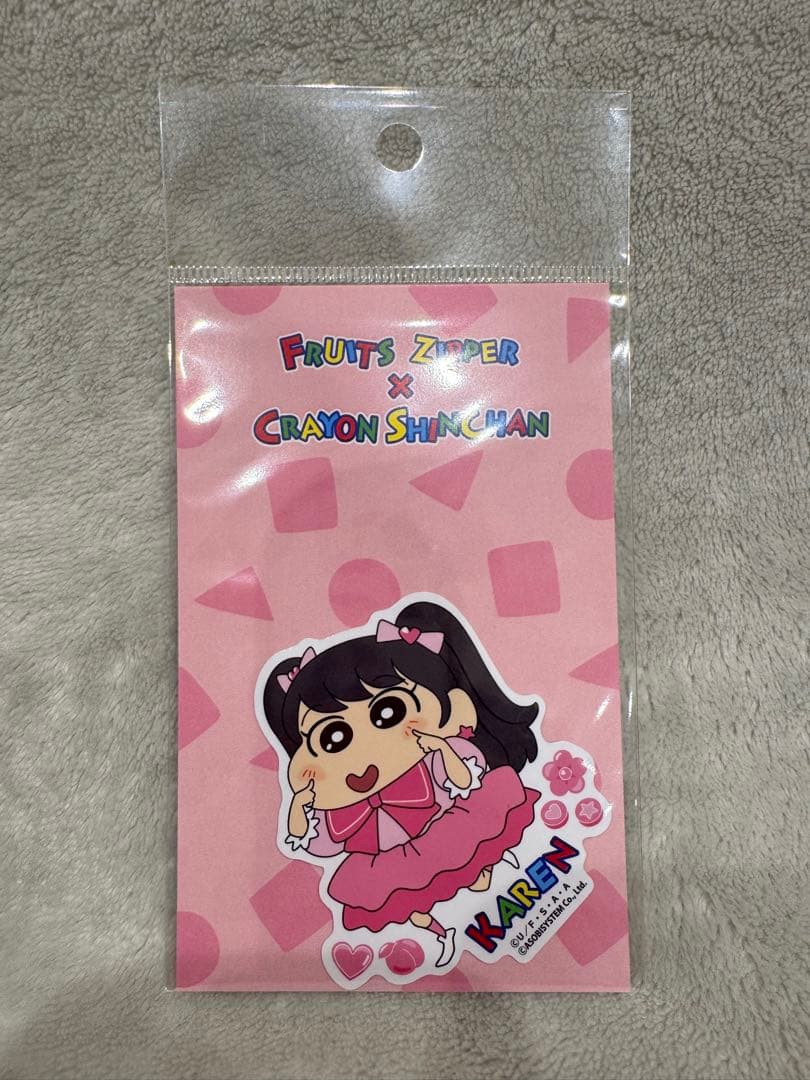 FRUITS ZIPPER ×クレヨンしんちゃん　ステッカー　フルーツジッパー