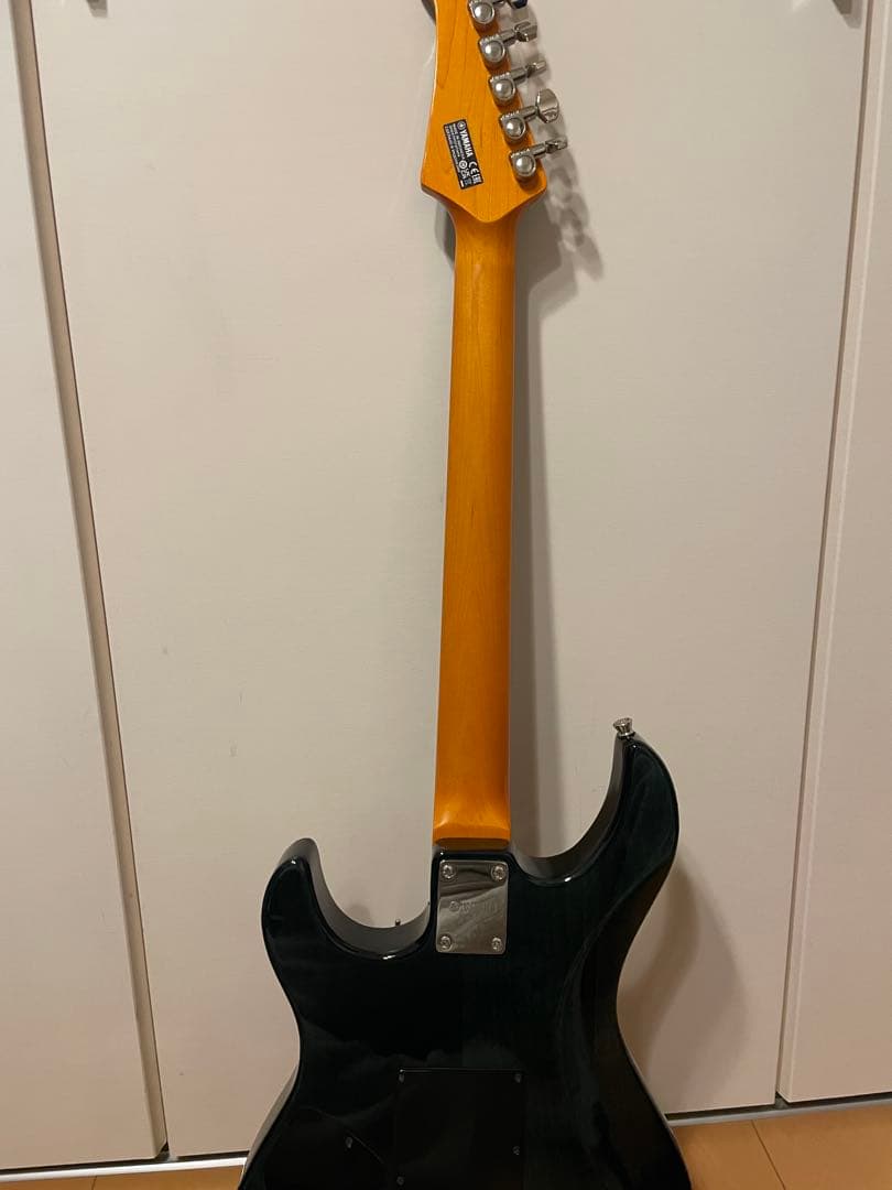 Yamaha PACIFICA 612VⅡFM RITTERのケース付