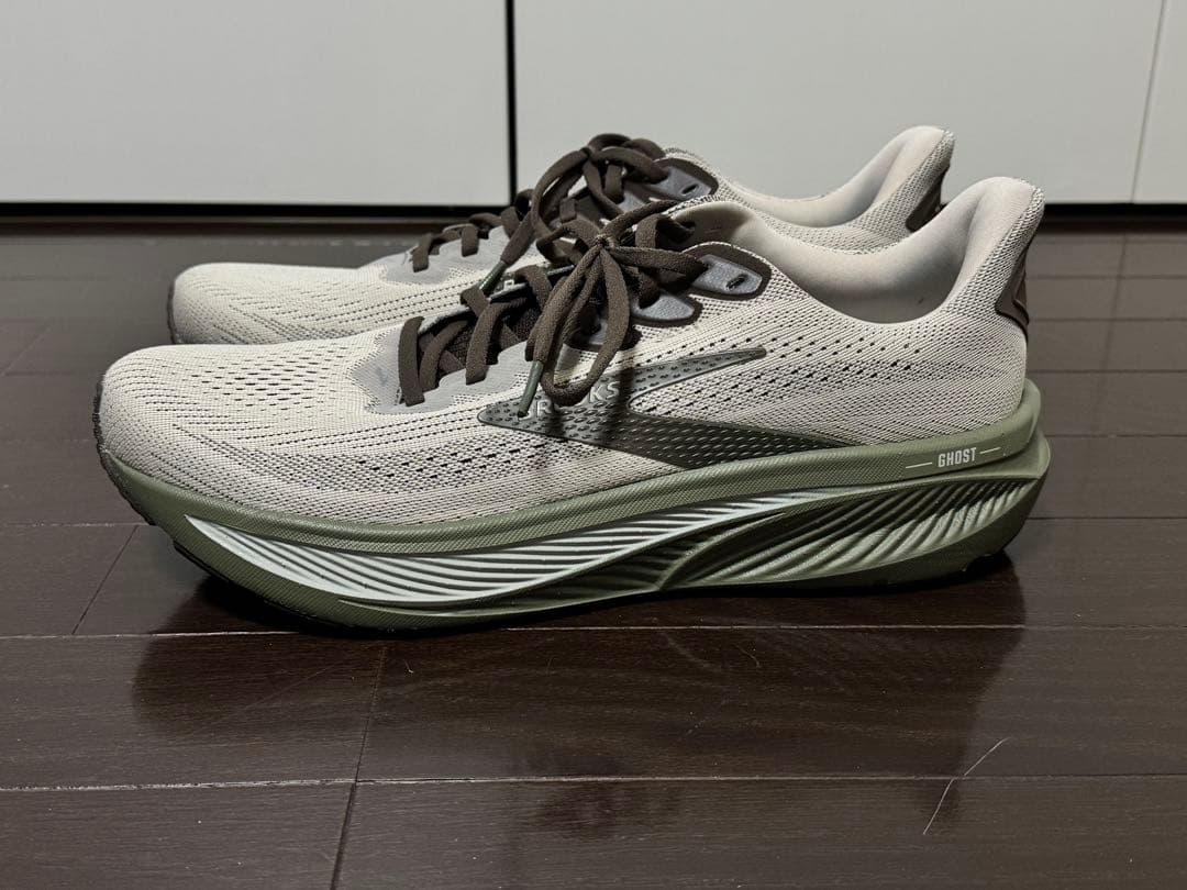 ブルックス　Ghost17 29cm