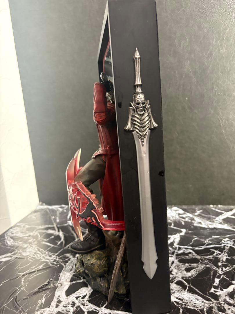 リアル・アートワーク デビルメイクライ3 立体ポスターアート ダンテ フィギュア