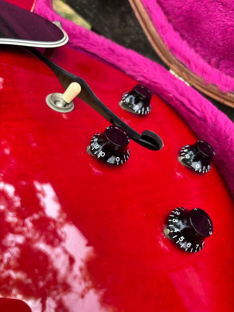 Gibson ES-335（チェリー）2001年製 Nashville