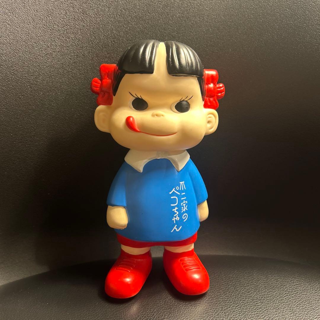 値下げ‼️希少　ペコちゃん フィギュア 青い衣装