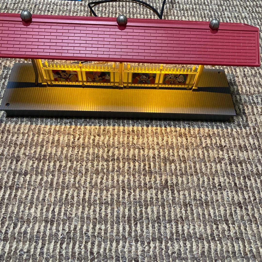 ライオネル　Oゲージ イルミネネイド ステーション プラットホーム