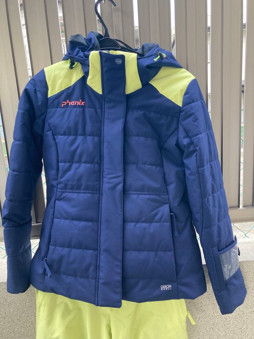 フェニックス　レディース　スキー　スノボー　ウェア