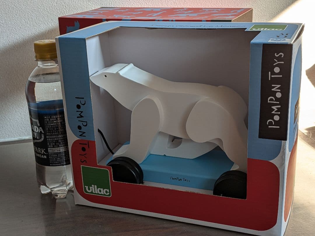 新品オルセー美術館　ポンポン　木製おもちゃ　シロクマ　パリ　お土産　シロクマ