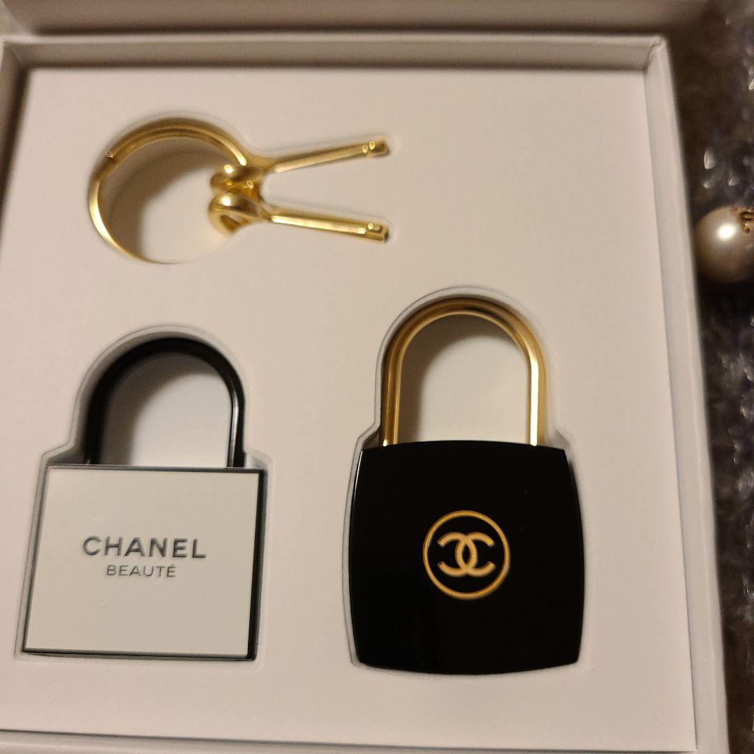 CHANEL BEAUTE 南京錠セット ノベルティー