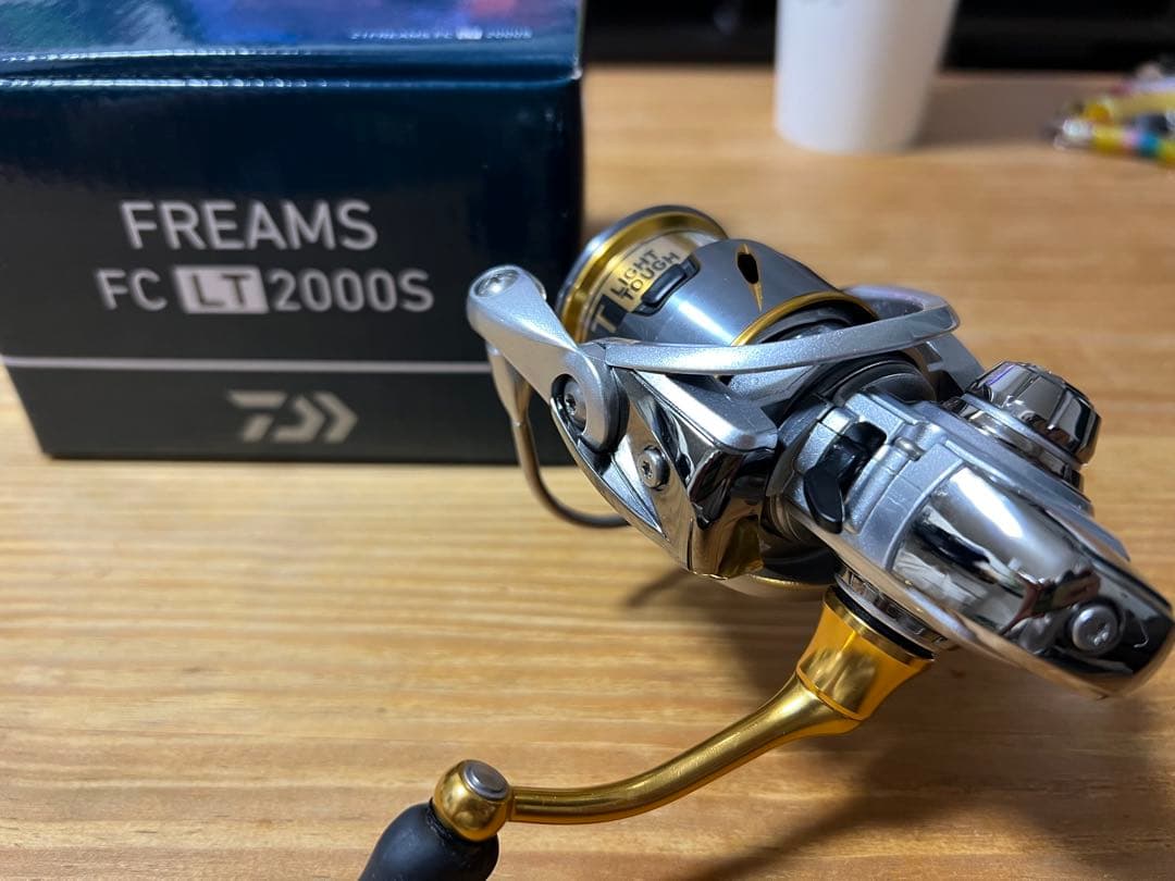 21 フリームス LT2000S ゴメクサスリールスタンド付✨️釣行2回のみ✨️