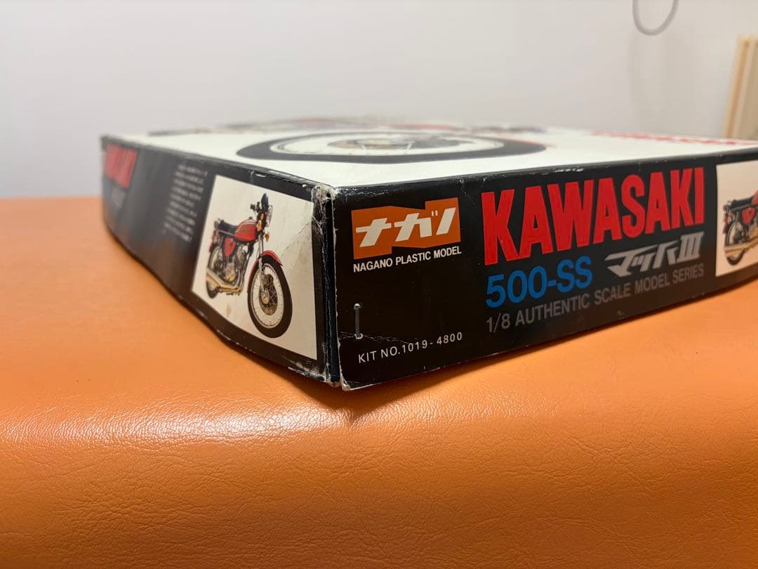 絶版KAWASAKI 500-SS MACH III 1/8スケールプラモデル