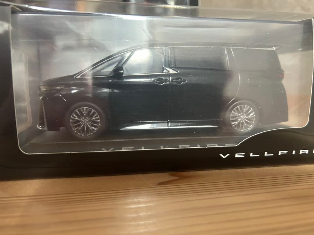 ヴェルファイア　1/30スケールカラーサンプルミニカー　4つセット販売