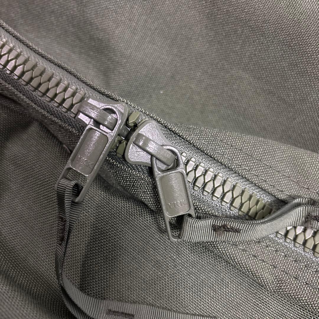 美品　米軍　実物　新型　DUFFEL BAG ダッフルバッグ　送料無料