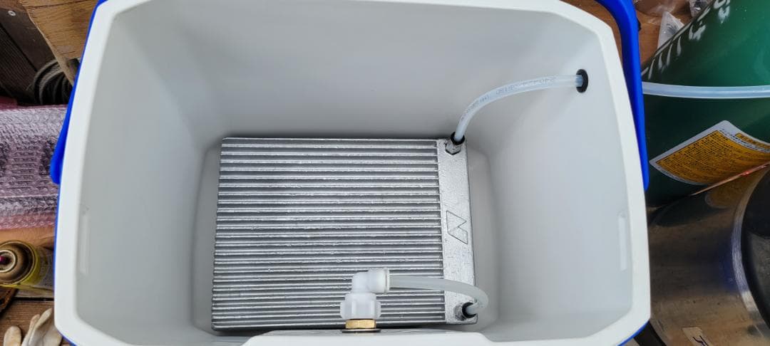 即使用可能コールマンクーラーボックス型氷冷式ビールサーバー