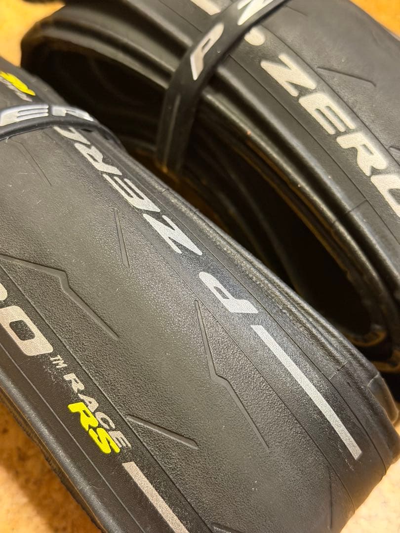 ピレリ P ZERO RACE RS 700x28C クリンチャー 2本セット